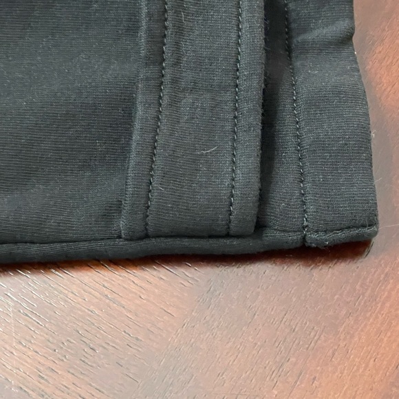 Cold water Creek women’s black size small ( 8-10) Jackt - Picture 8 of 9